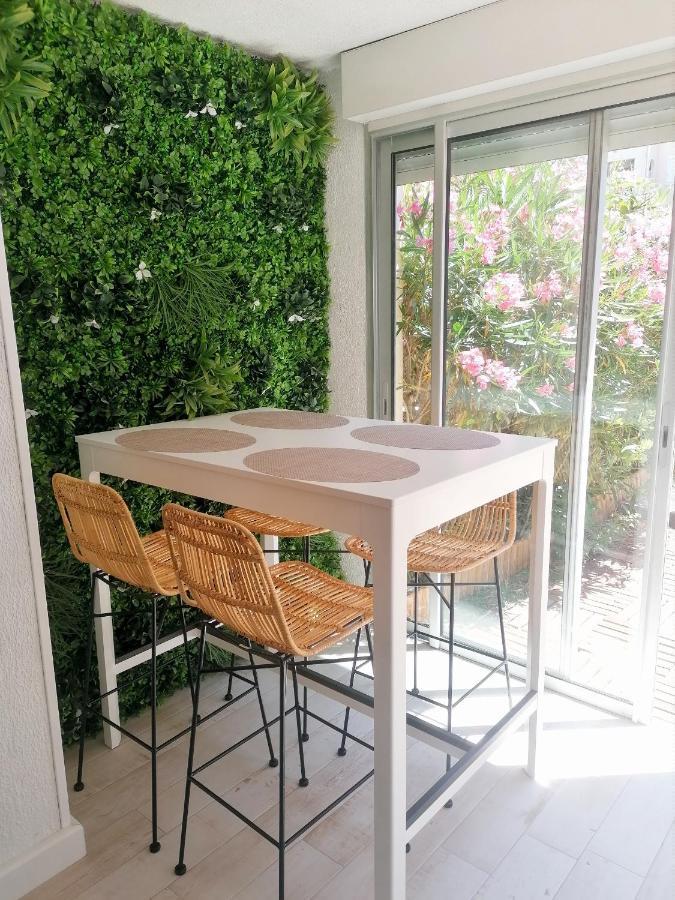 Appartement Zen A Frejus Avec Jardin, Piscine, Tennis, Proche Mer Eksteriør bilde
