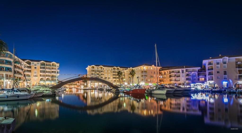 Appartement Zen A Frejus Avec Jardin, Piscine, Tennis, Proche Mer Eksteriør bilde